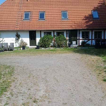 Skovhusets B&B I Gislev エクステリア 写真